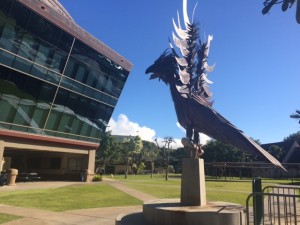 The 'Iolani Bird, fierce and metallic